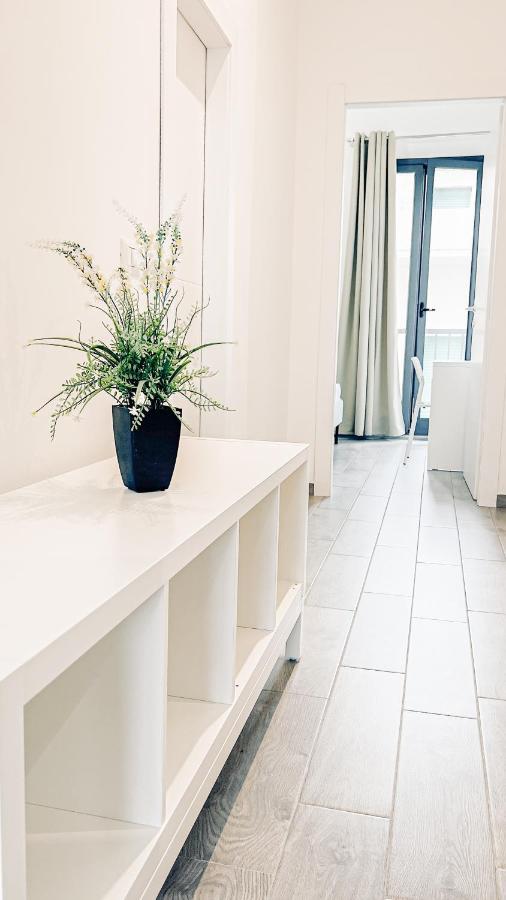 Zagare & Mare Apartment ดอนนาลูกาตา ภายนอก รูปภาพ